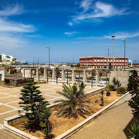 Bay View Apartment Porto Torres Eksteriør billede